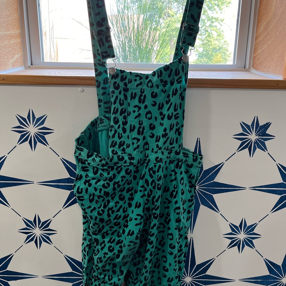 Real leopard print cotton overalls skinny leg super cute
